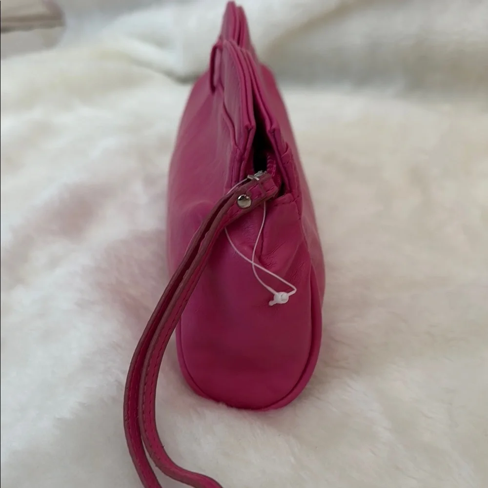 Bold Pink Clutch Wristlet with Structured Design - Picture 4 of 10